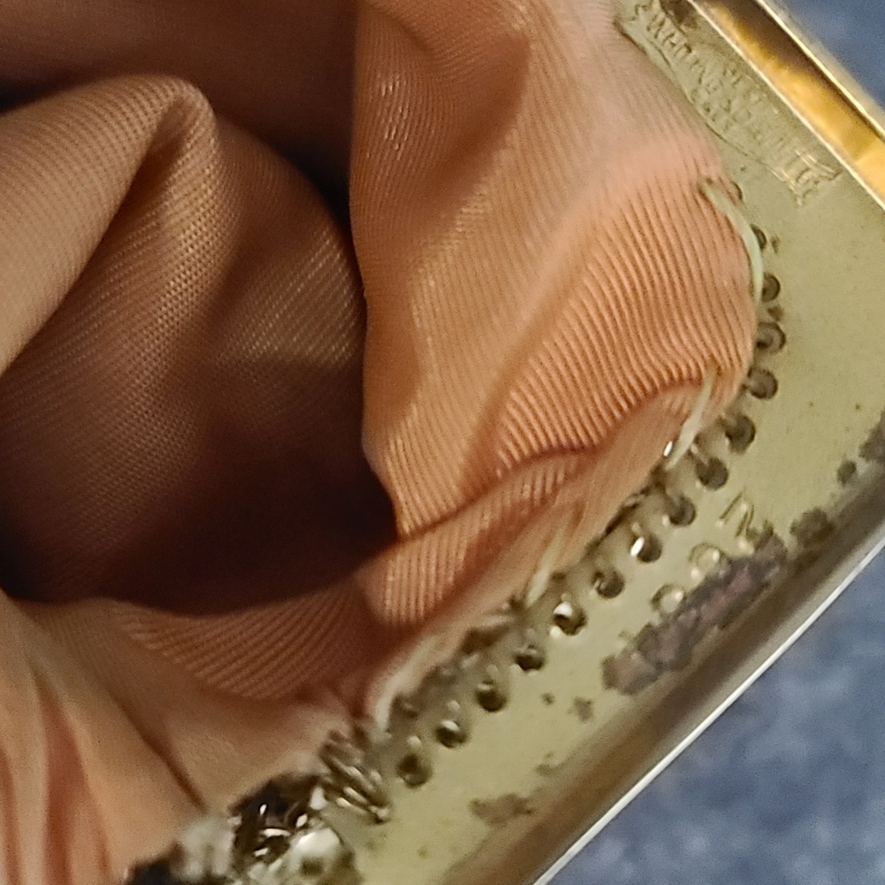 Vintage Whiting & Davis Gold Mesh Alligator Open Coin Purse - Picture 10 of 12